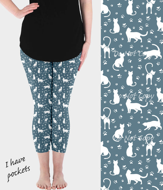 RTS - Blue and White Cats Capri Leggings w/ Pockets