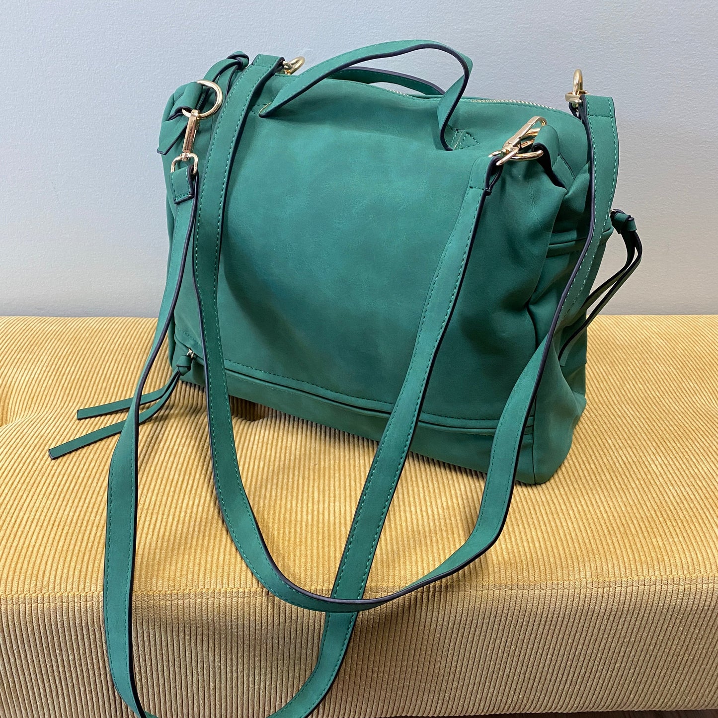 Quinn - Suede Handbag